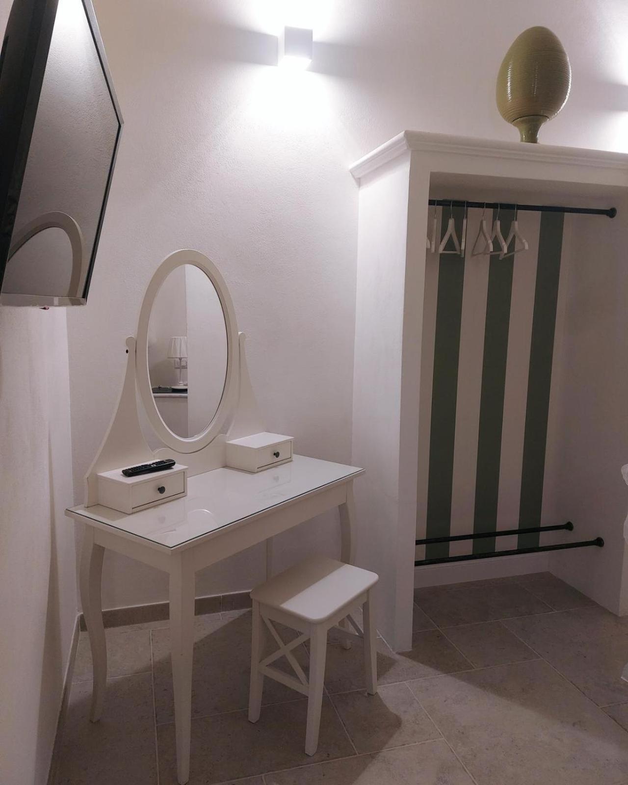 Un Giorno Bellissimo Suite & Spa Martina Franca Exteriör bild