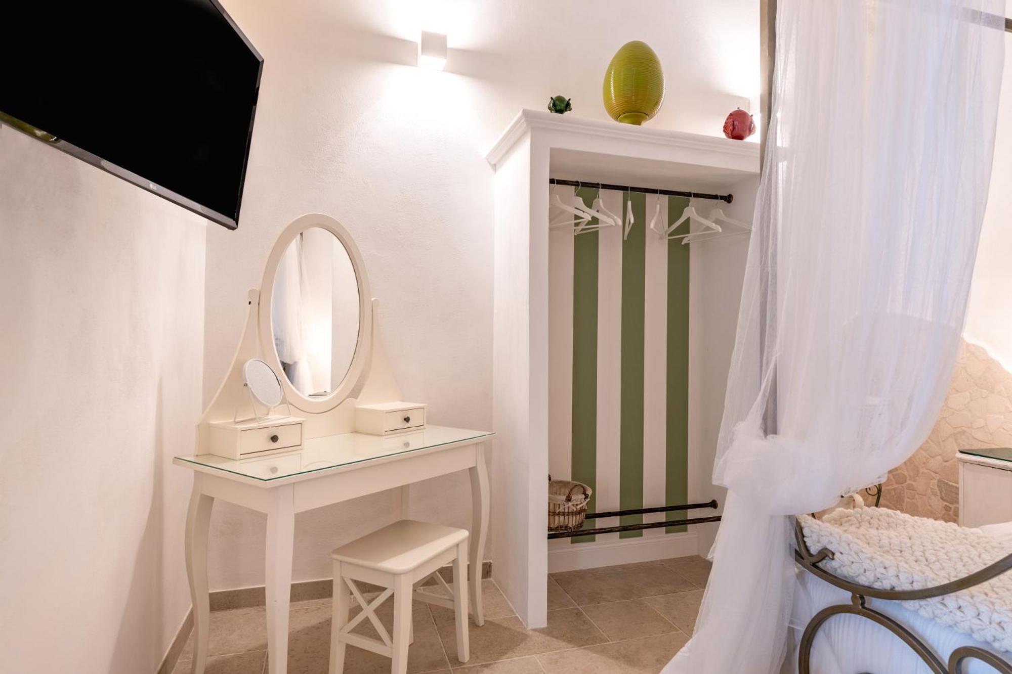 Un Giorno Bellissimo Suite & Spa Martina Franca Exteriör bild
