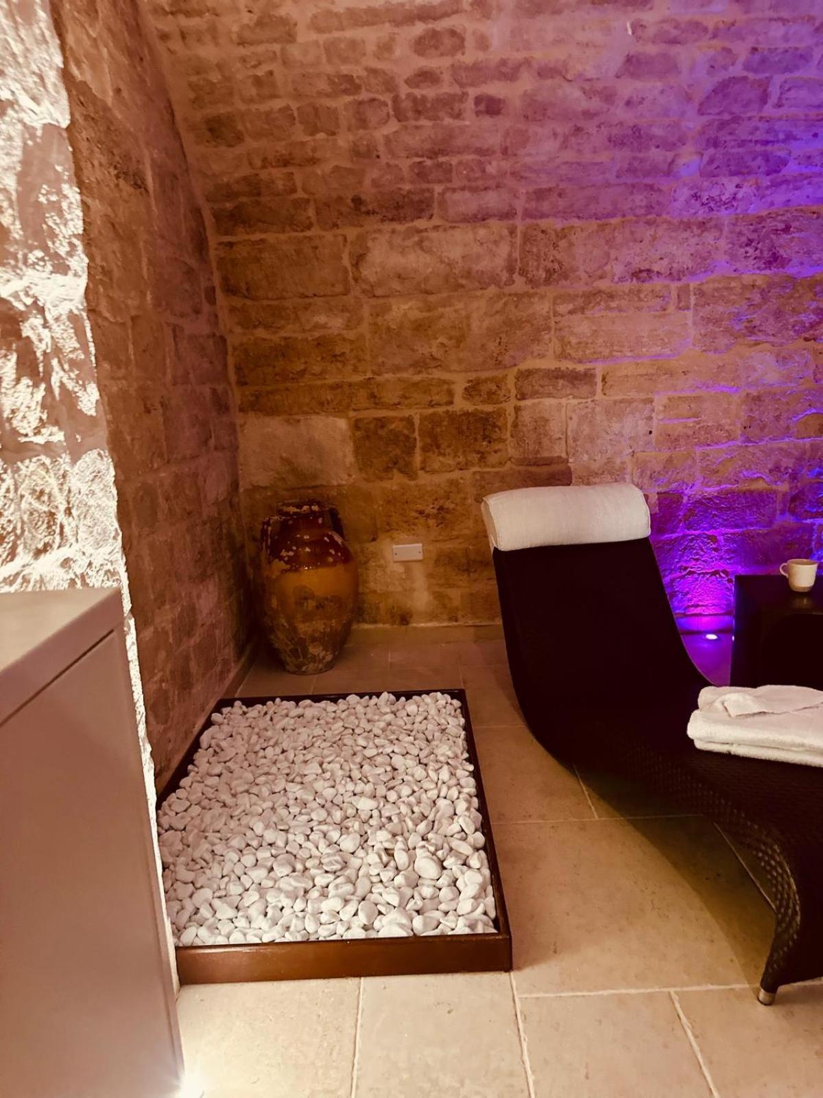 Un Giorno Bellissimo Suite & Spa Martina Franca Exteriör bild