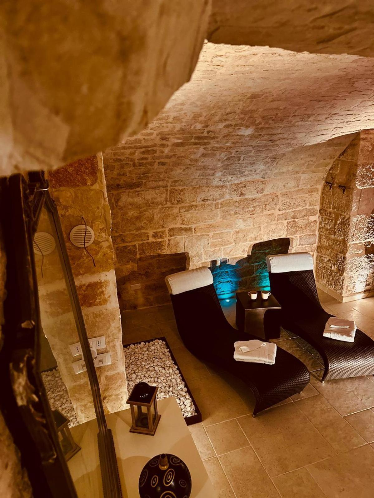 Un Giorno Bellissimo Suite & Spa Martina Franca Exteriör bild
