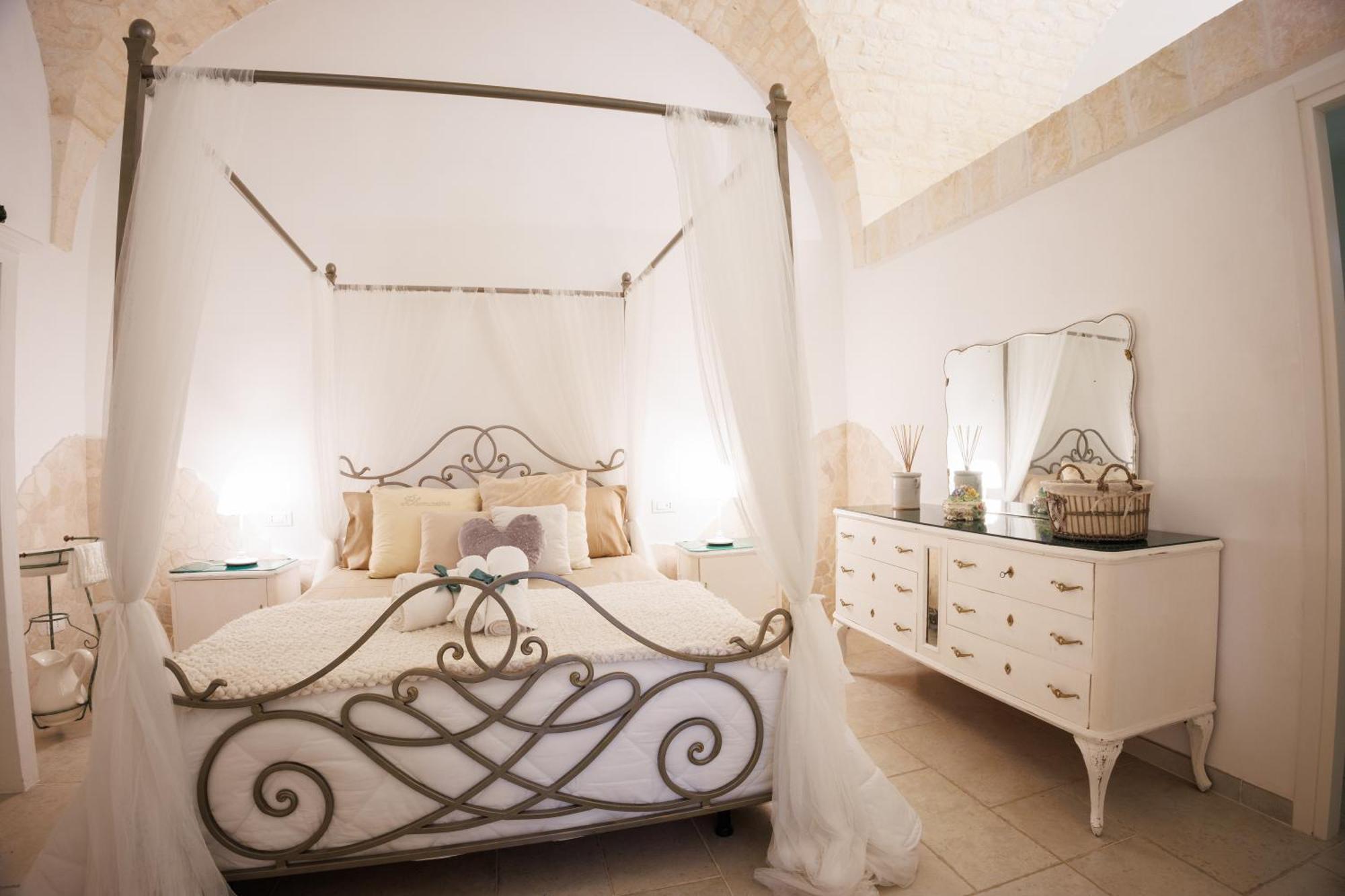 Un Giorno Bellissimo Suite & Spa Martina Franca Exteriör bild