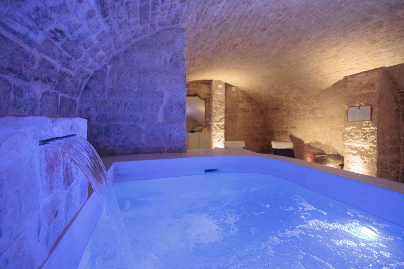 Un Giorno Bellissimo Suite & Spa Martina Franca Rum bild